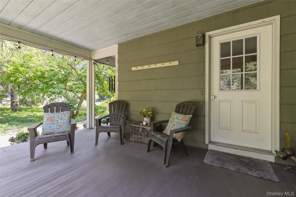 200 Greene Avenue Sayville, NY 11782
