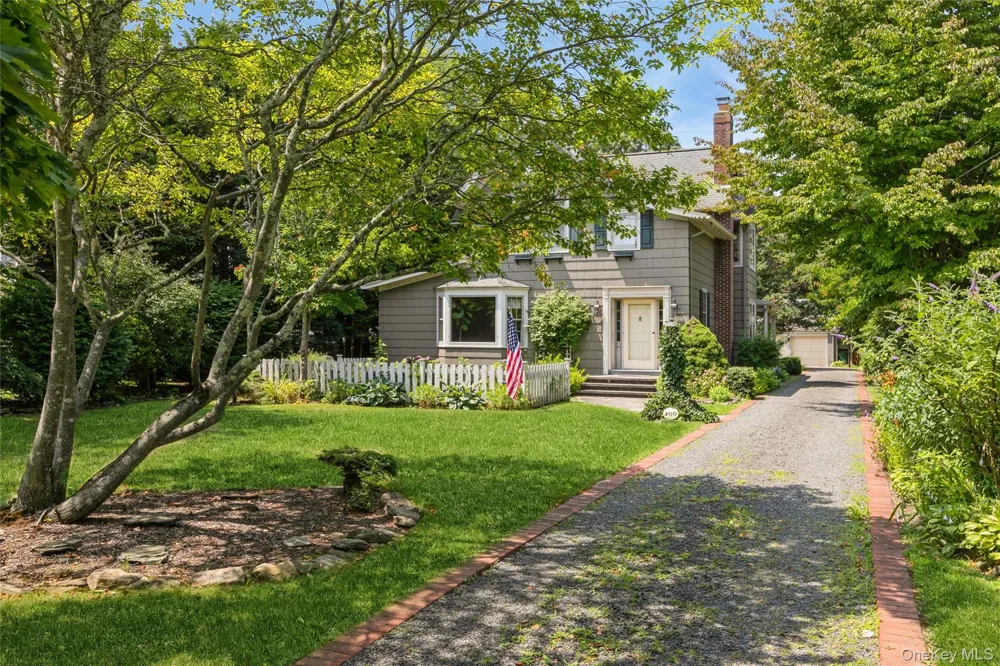 200 Greene Avenue Sayville, NY 11782