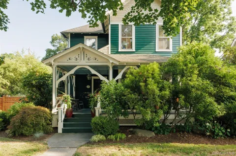 62 Livingston Street