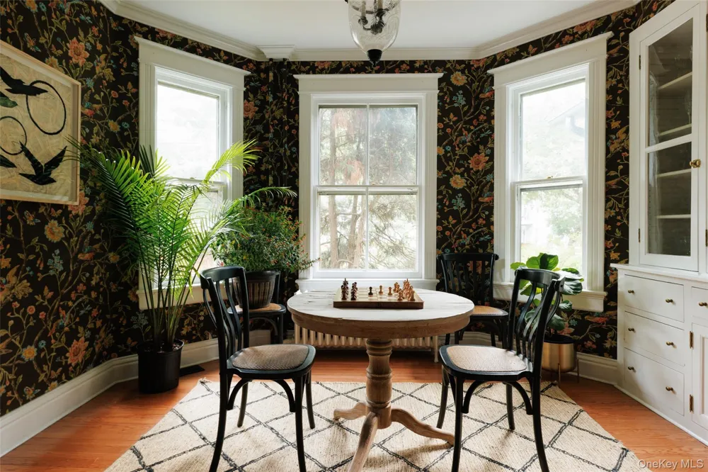 62 Livingston Street Rhinebeck, NY 12572