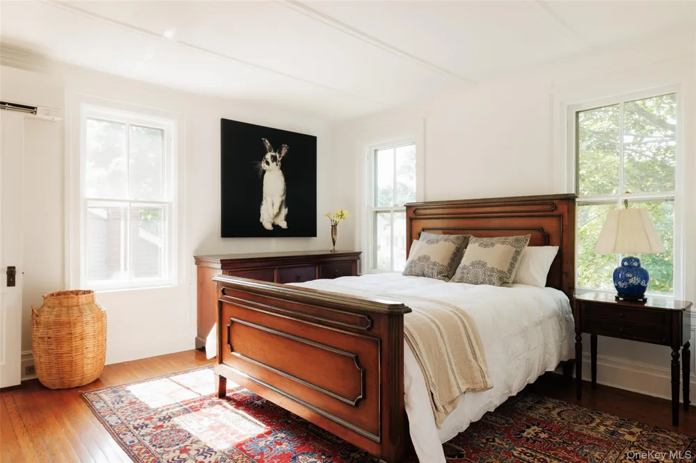 62 Livingston Street Rhinebeck, NY 12572
