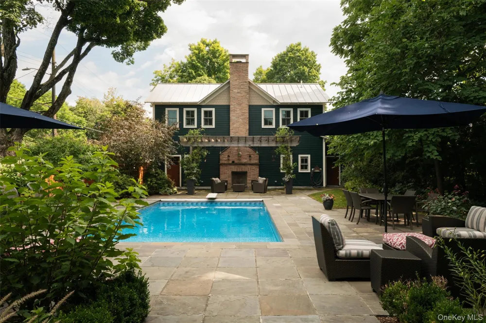 62 Livingston Street Rhinebeck, NY 12572
