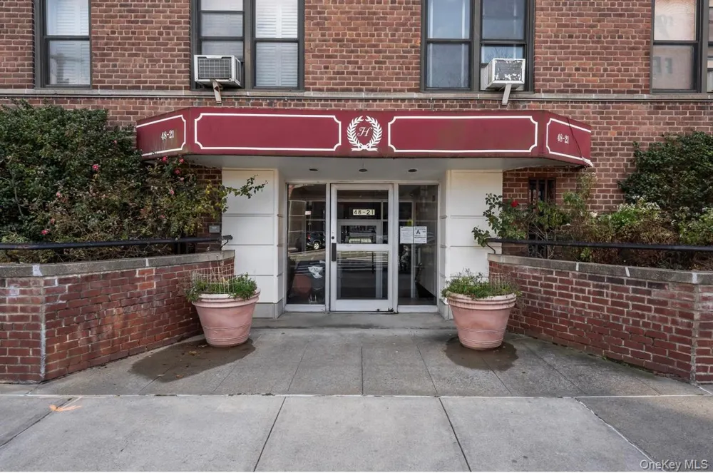 48-21 40th St. #2E Sunnyside, NY 11104