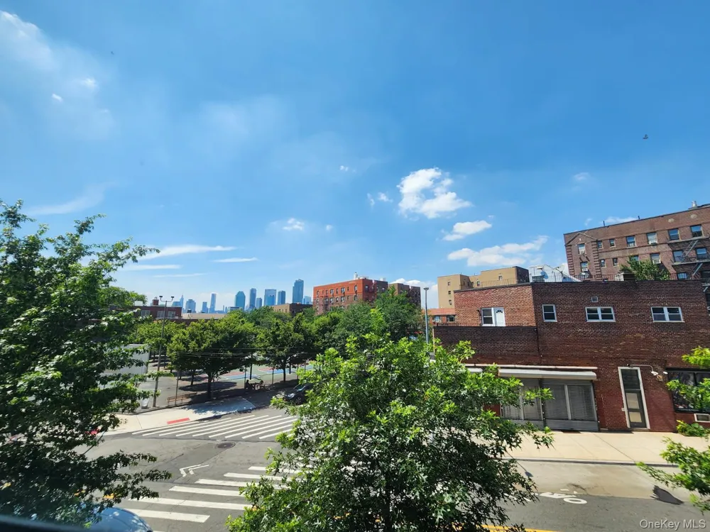 48-21 40th St. #2E Sunnyside, NY 11104