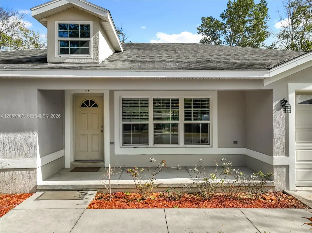 608 Masters Ave Wildwood, FL 34785