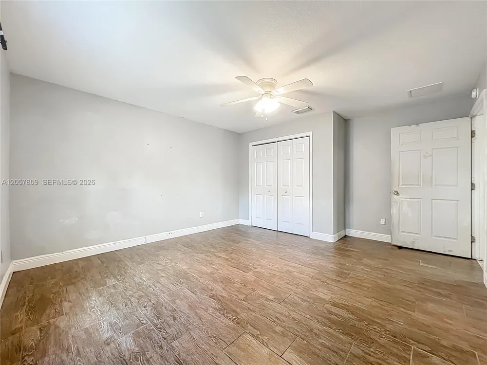608 Masters Ave Wildwood, FL 34785