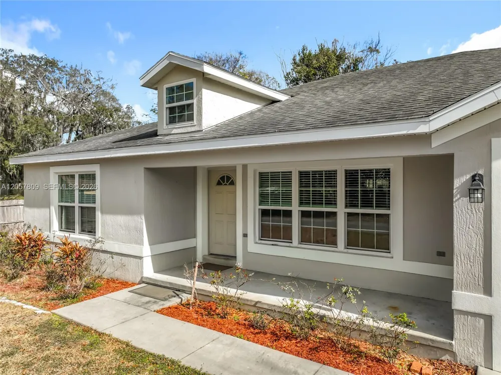 608 Masters Ave Wildwood, FL 34785