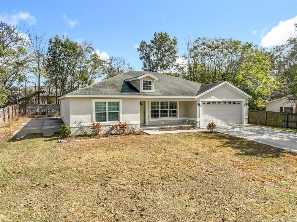 608 Masters Ave Wildwood, FL 34785