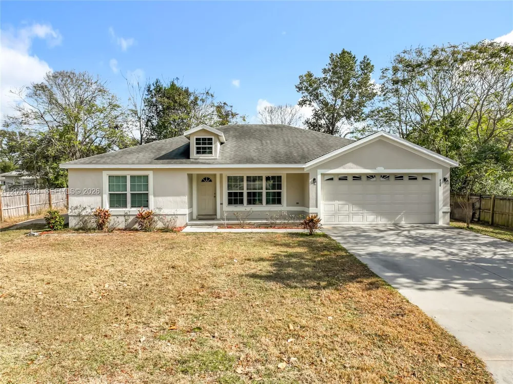 608 Masters Ave Wildwood, FL 34785