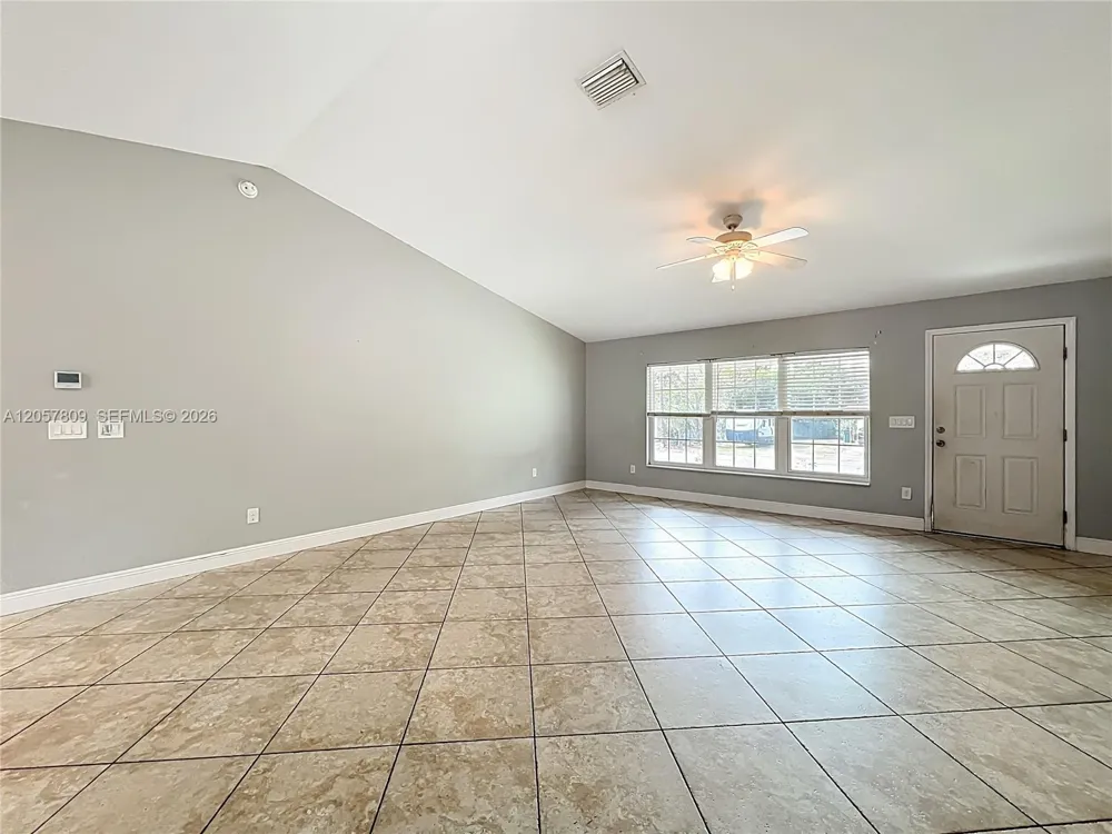 608 Masters Ave Wildwood, FL 34785