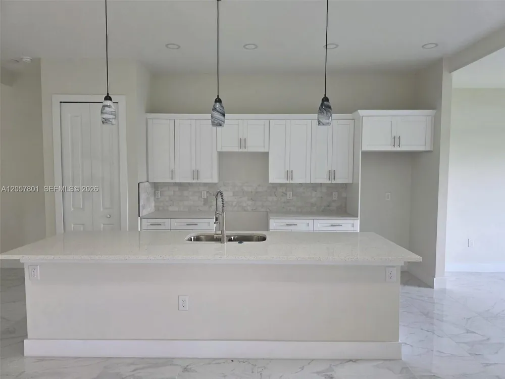 3852 HOPEVALE ST Fort Myers, FL 33905