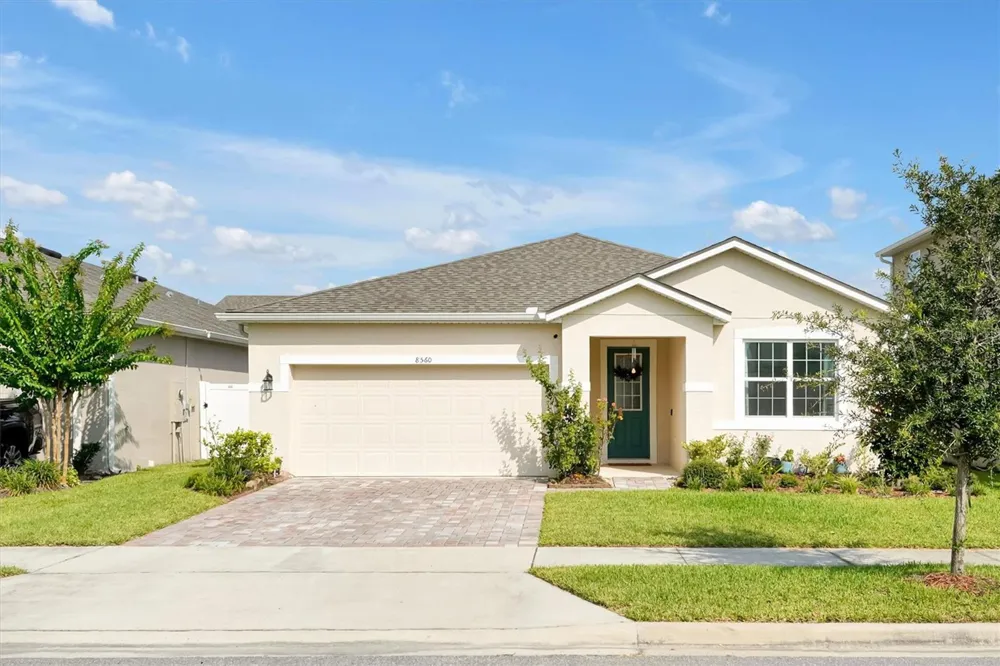 8560 COMPASS POINT AVENUE Orlando, FL 32832