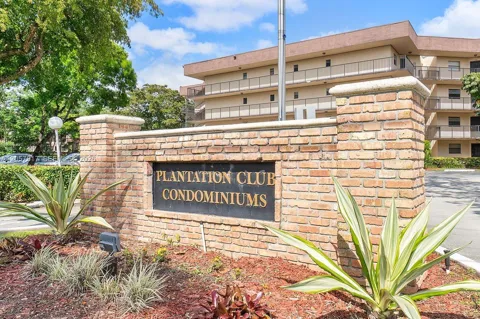 6655 W Broward Blvd #200