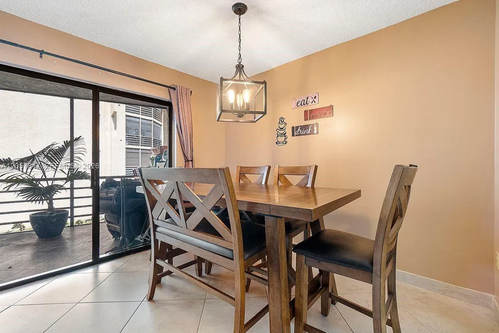6655 W Broward Blvd #200 Plantation, FL 33317