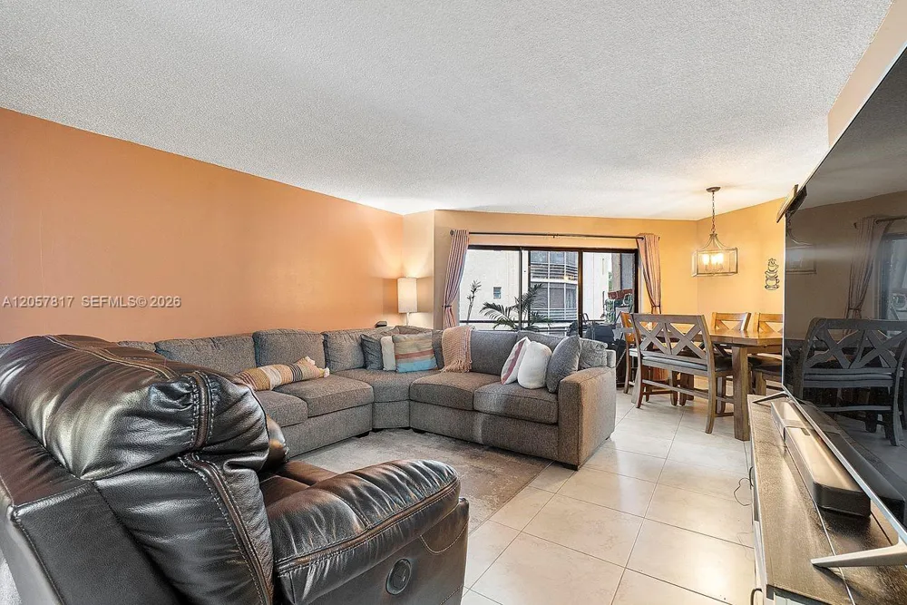 6655 W Broward Blvd #200 Plantation, FL 33317
