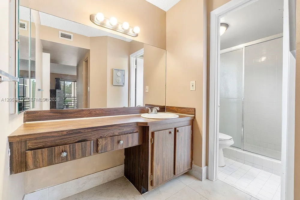 6655 W Broward Blvd #200 Plantation, FL 33317