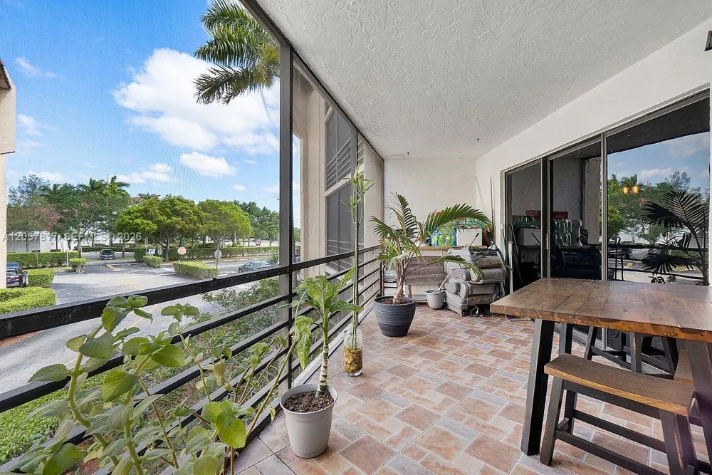 6655 W Broward Blvd #200 Plantation, FL 33317