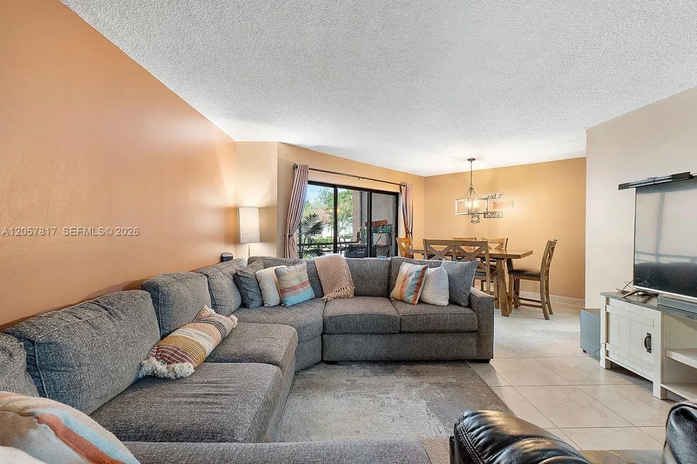 6655 W Broward Blvd #200 Plantation, FL 33317