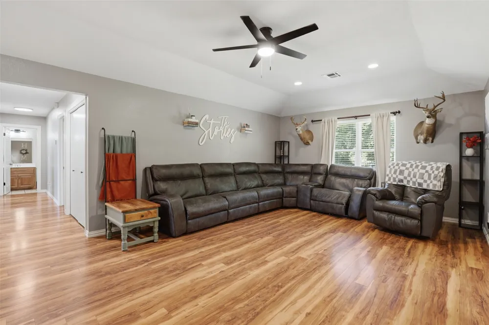 208 S 9th Avenue E Stroud, OK 74079