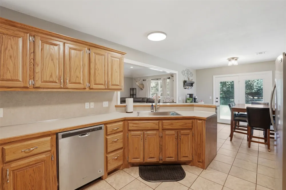 208 S 9th Avenue E Stroud, OK 74079
