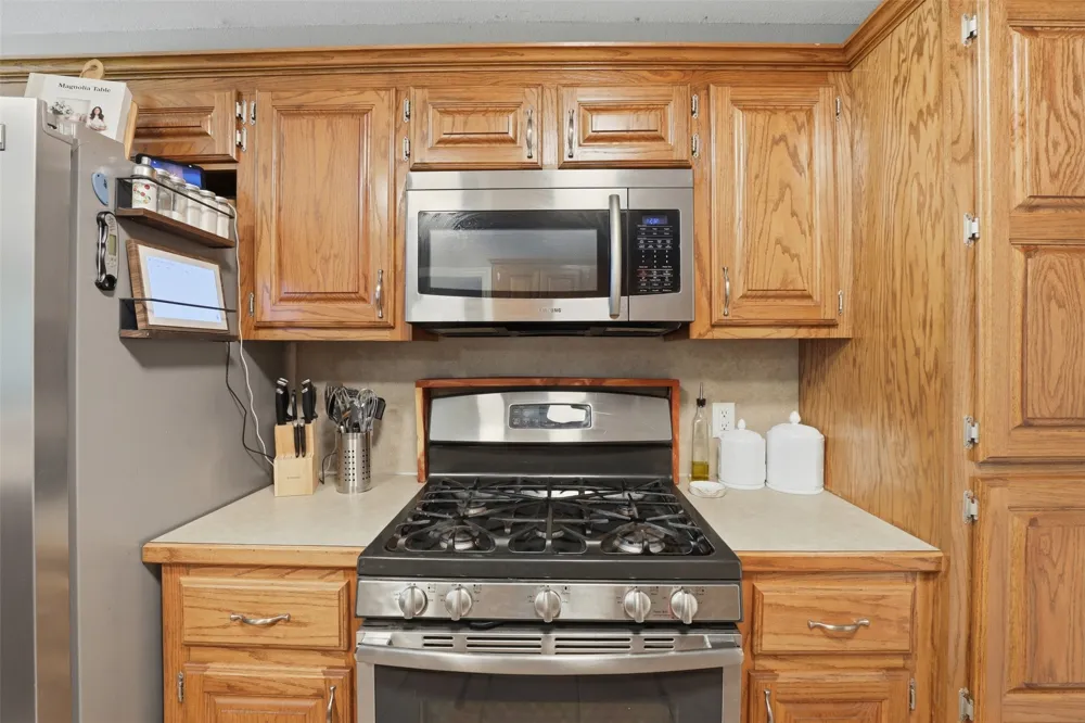 208 S 9th Avenue E Stroud, OK 74079
