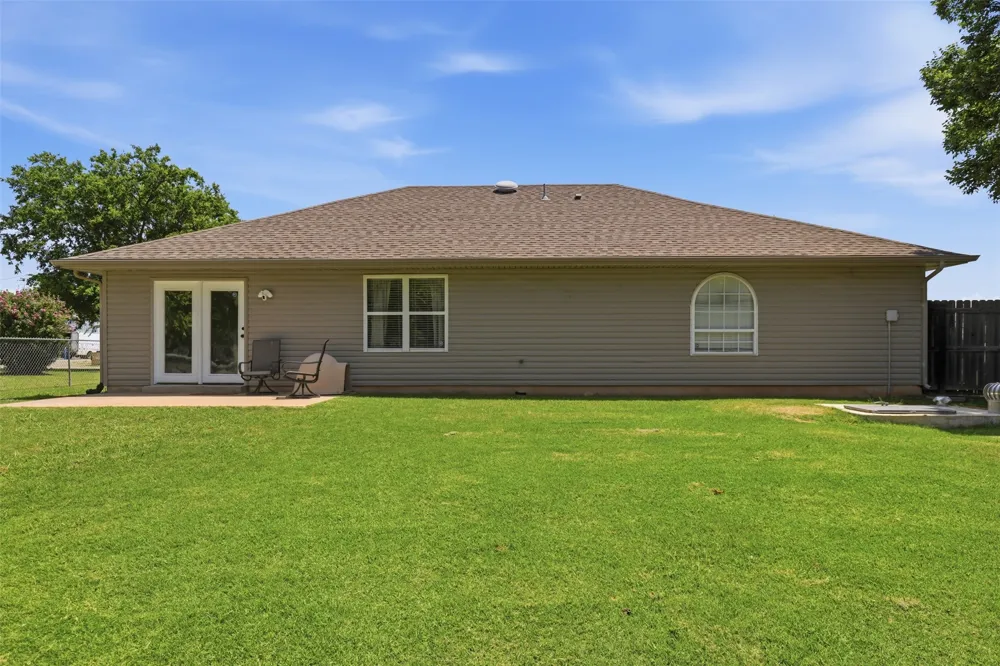 208 S 9th Avenue E Stroud, OK 74079
