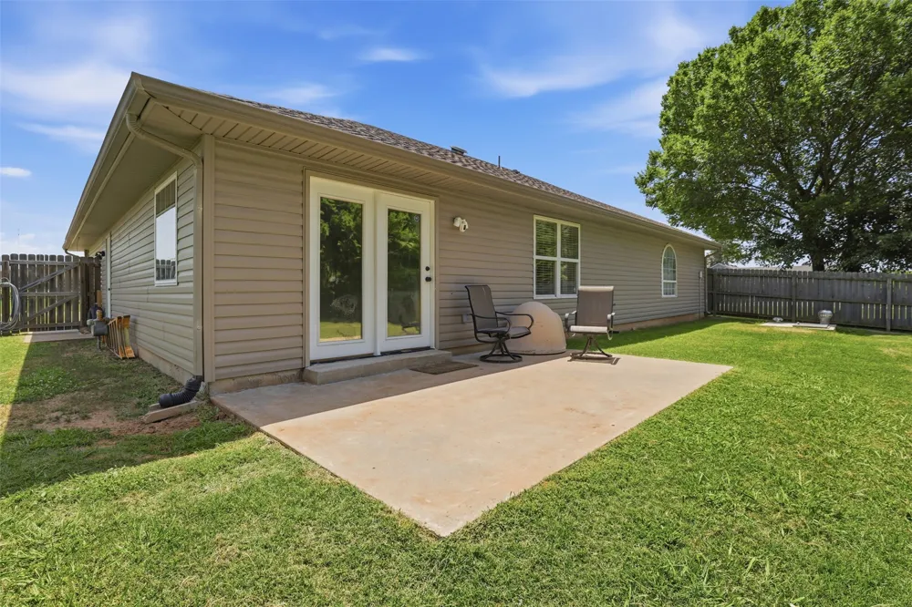 208 S 9th Avenue E Stroud, OK 74079