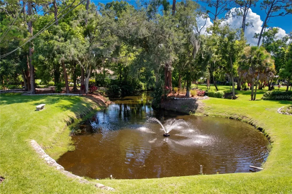 1653 SUNNYBROOK LANE Clearwater, FL 33764