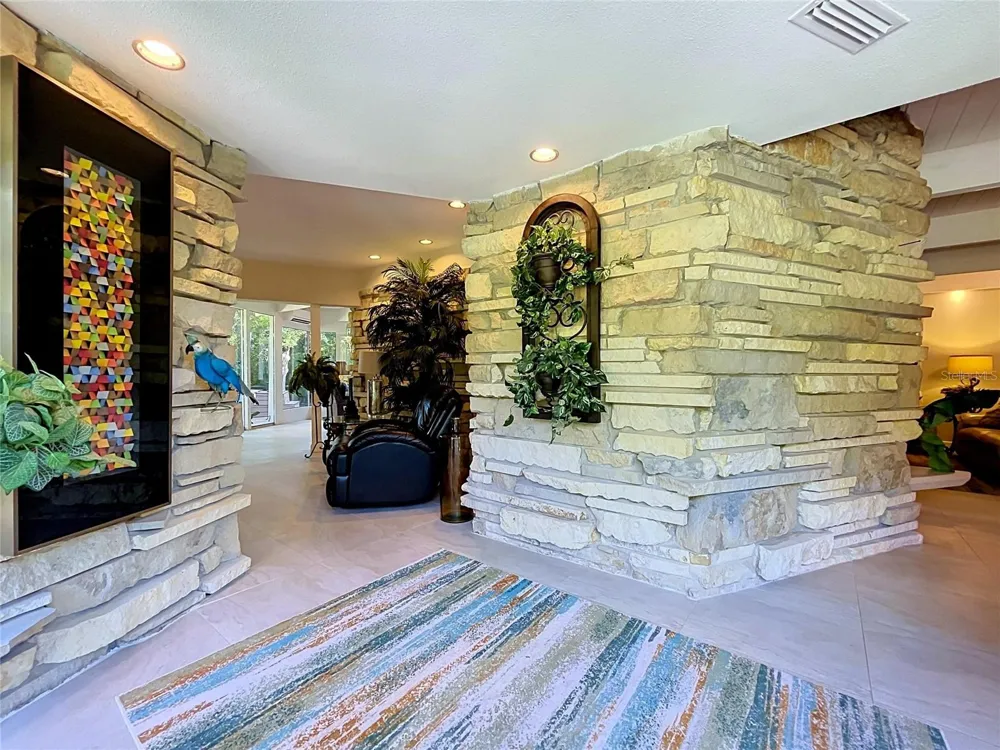 1653 SUNNYBROOK LANE Clearwater, FL 33764