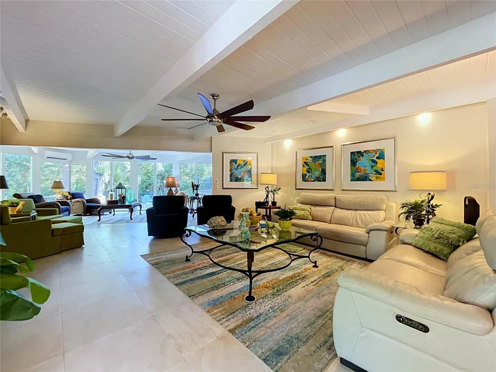 1653 SUNNYBROOK LANE Clearwater, FL 33764