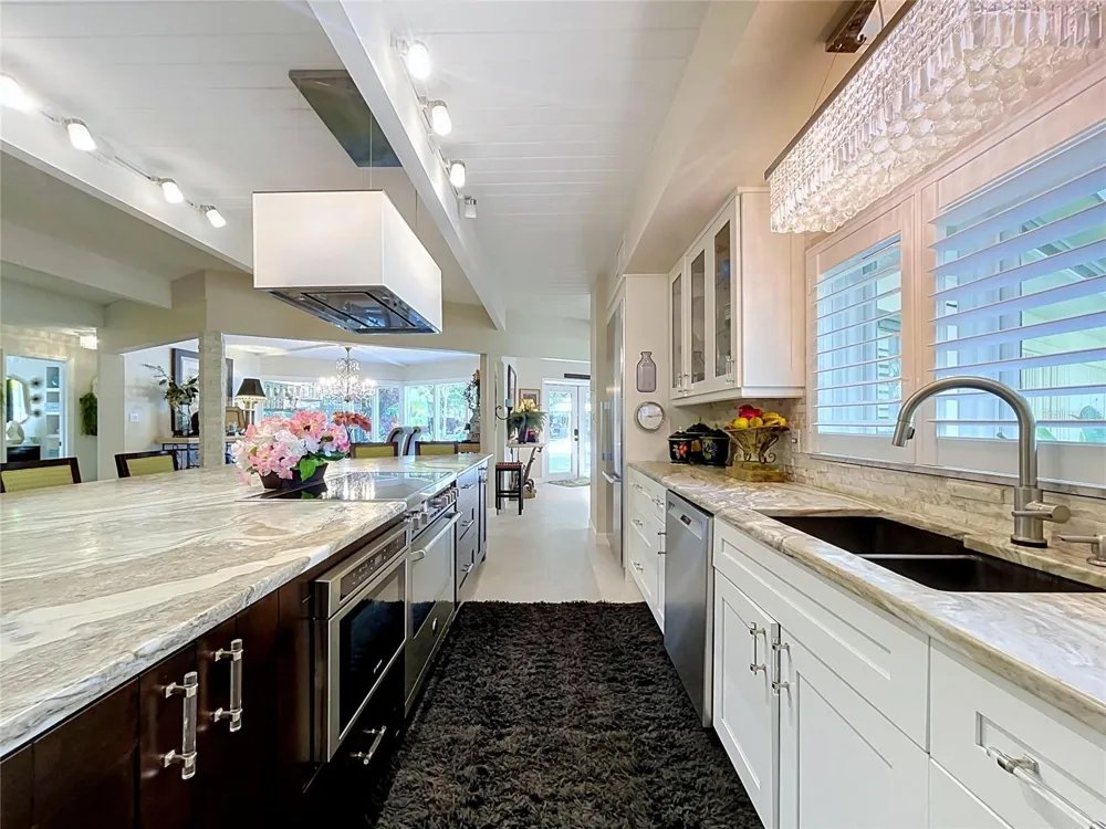 1653 SUNNYBROOK LANE Clearwater, FL 33764