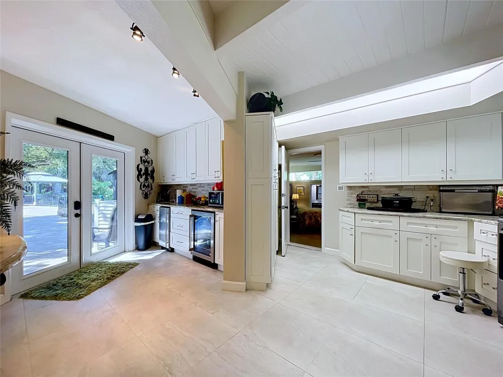 1653 SUNNYBROOK LANE Clearwater, FL 33764
