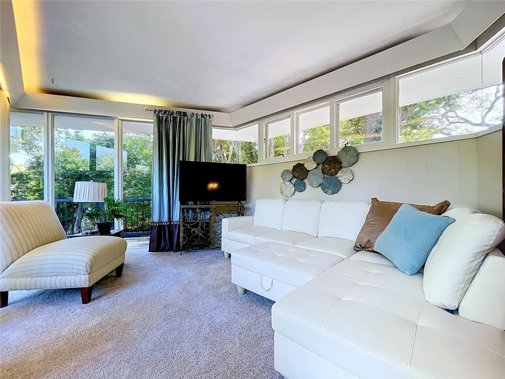 1653 SUNNYBROOK LANE Clearwater, FL 33764