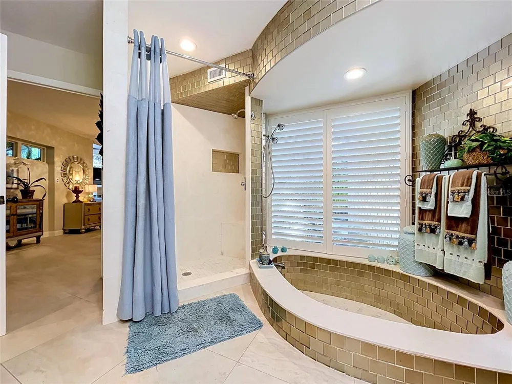 1653 SUNNYBROOK LANE Clearwater, FL 33764