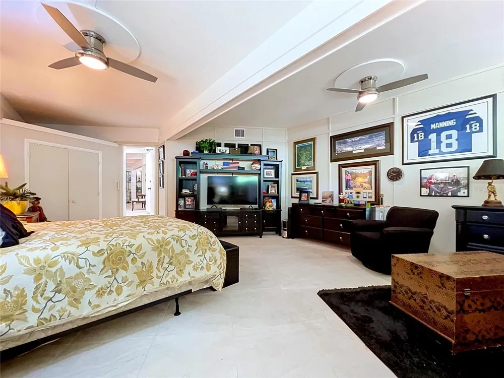 1653 SUNNYBROOK LANE Clearwater, FL 33764