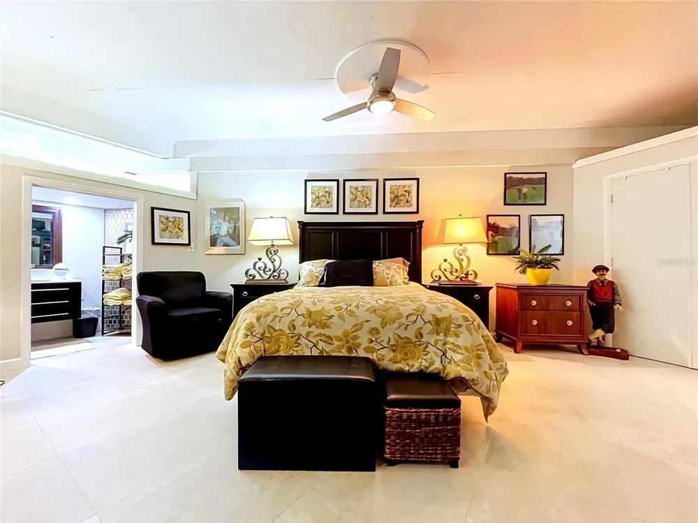 1653 SUNNYBROOK LANE Clearwater, FL 33764