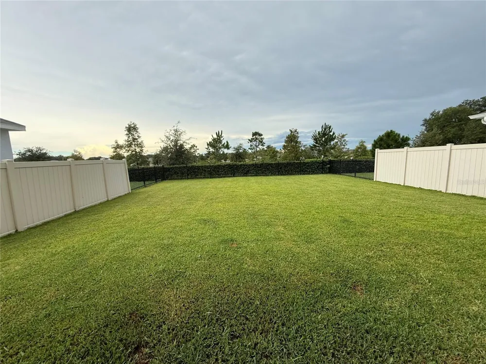 3521 MAPLE GROVE WAY Plant City, FL 33565