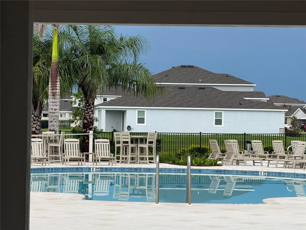 3521 MAPLE GROVE WAY Plant City, FL 33565