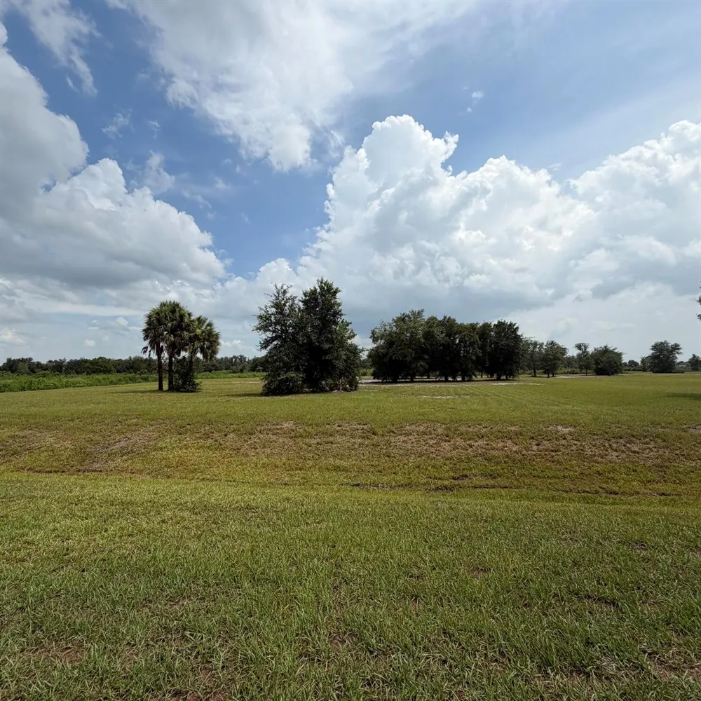 18410 NW 260th Street Okeechobee, FL 34972