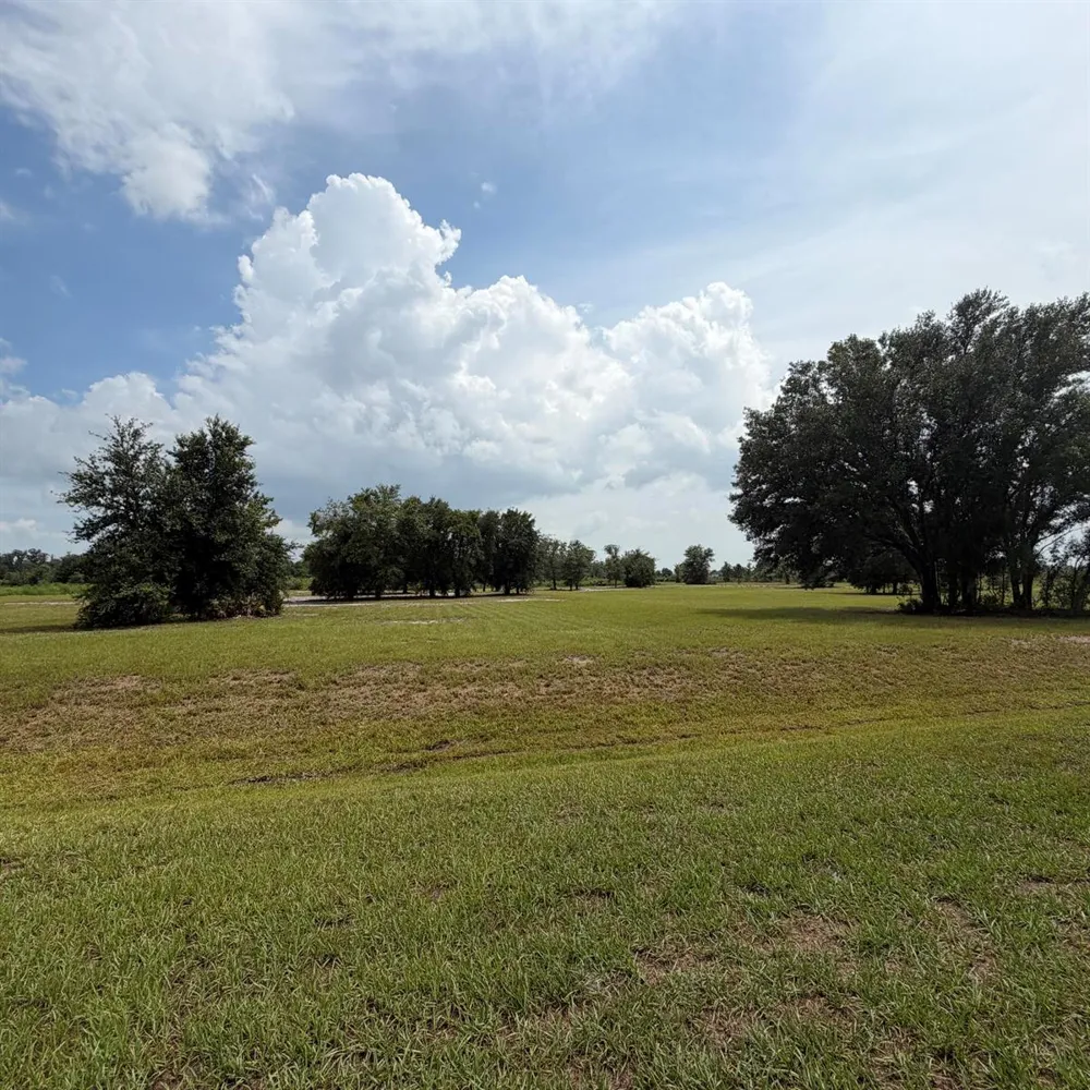 18410 NW 260th Street Okeechobee, FL 34972