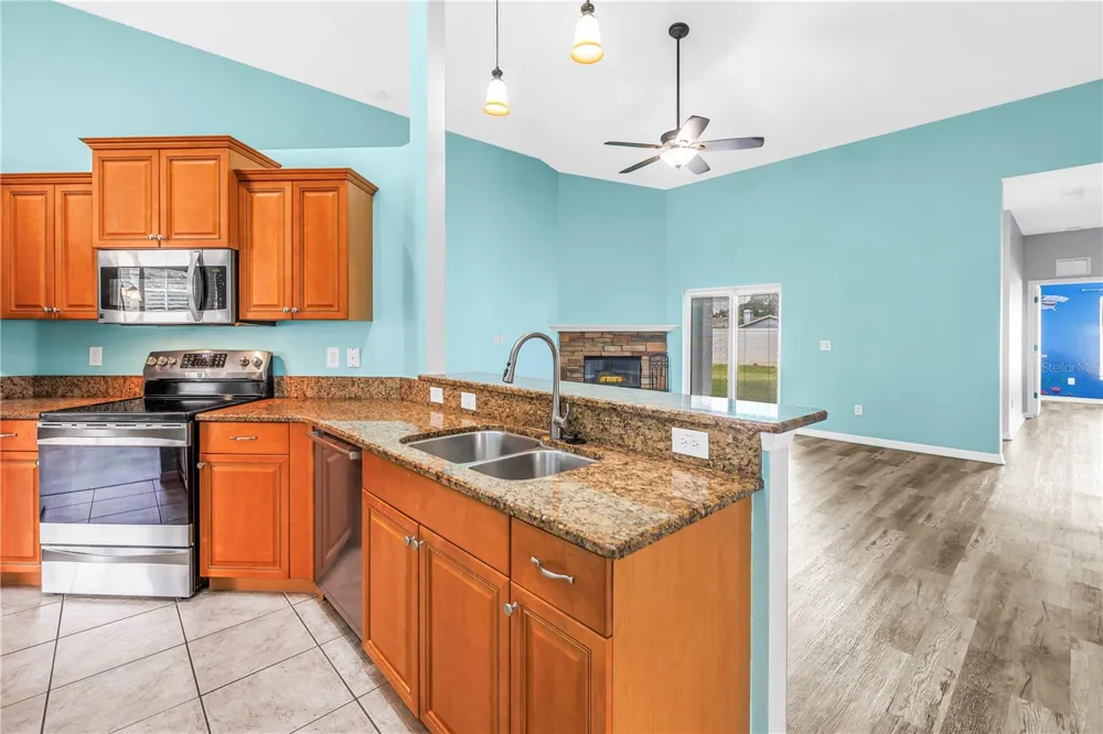6060 97TH AVENUE Pinellas Park, FL 33782