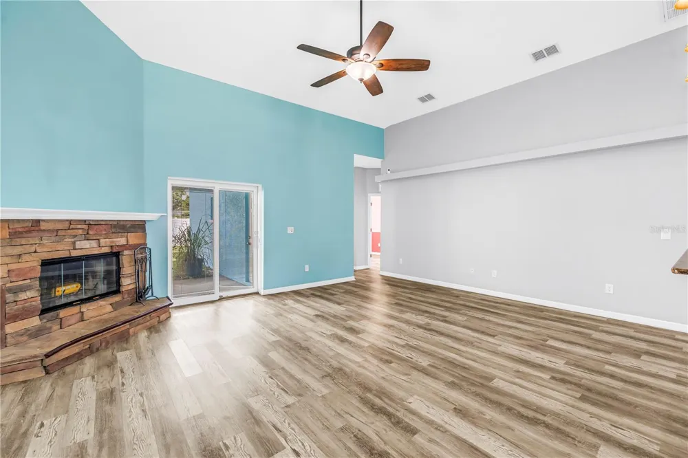 6060 97TH AVENUE Pinellas Park, FL 33782