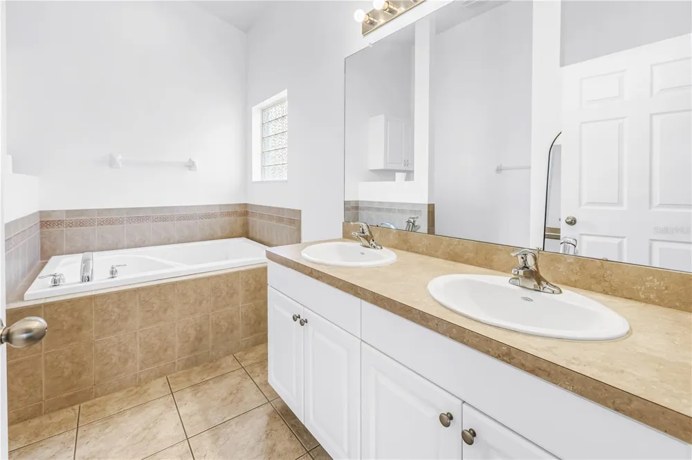 6060 97TH AVENUE Pinellas Park, FL 33782