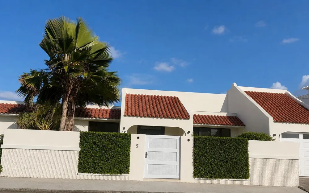 5 HISTELA, PUNTA LAS MARIAS San Juan, PR 00913