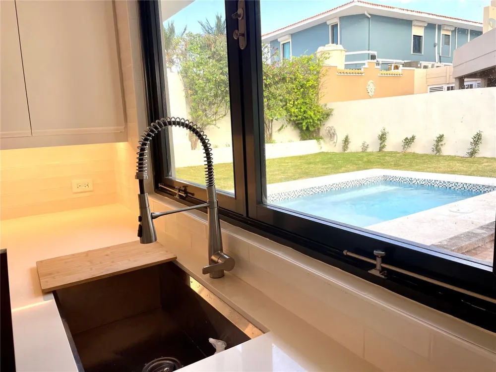 5 HISTELA, PUNTA LAS MARIAS San Juan, PR 00913