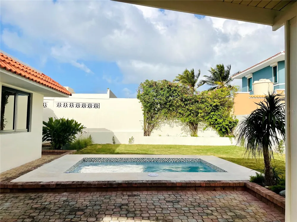 5 HISTELA, PUNTA LAS MARIAS San Juan, PR 00913