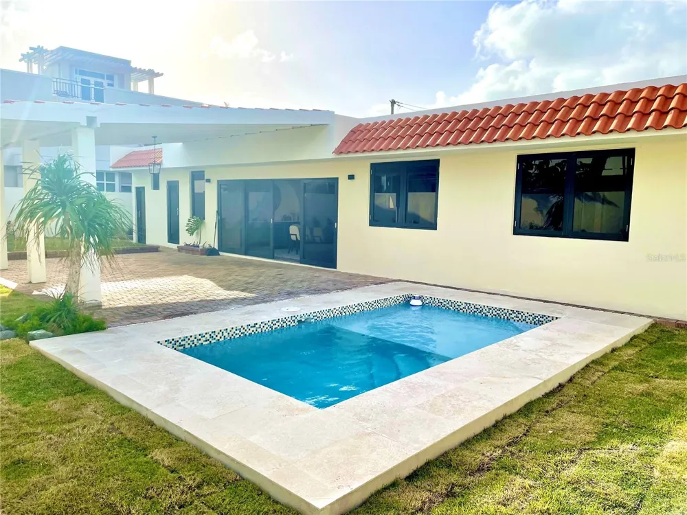 5 HISTELA, PUNTA LAS MARIAS San Juan, PR 00913