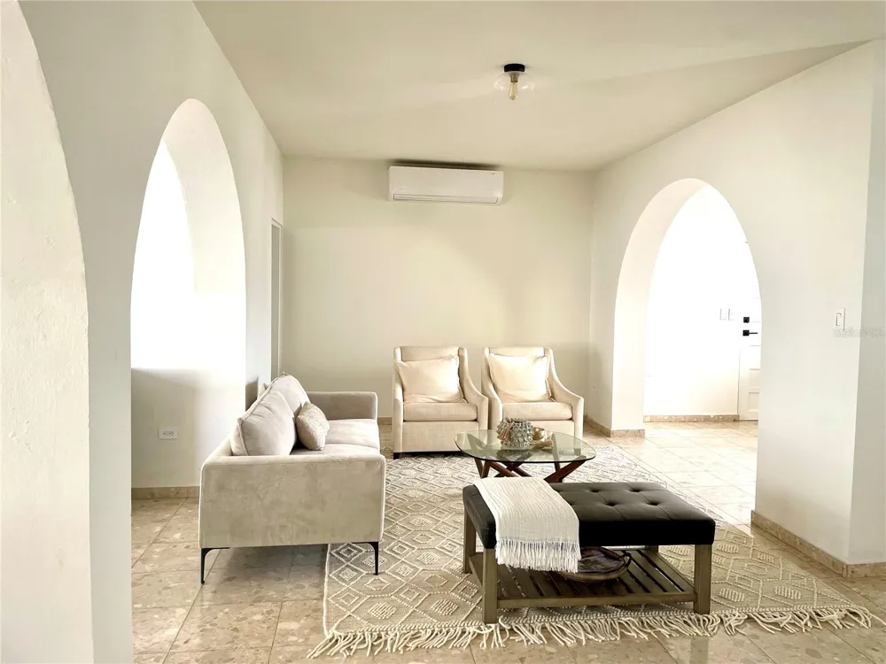 5 HISTELA, PUNTA LAS MARIAS San Juan, PR 00913