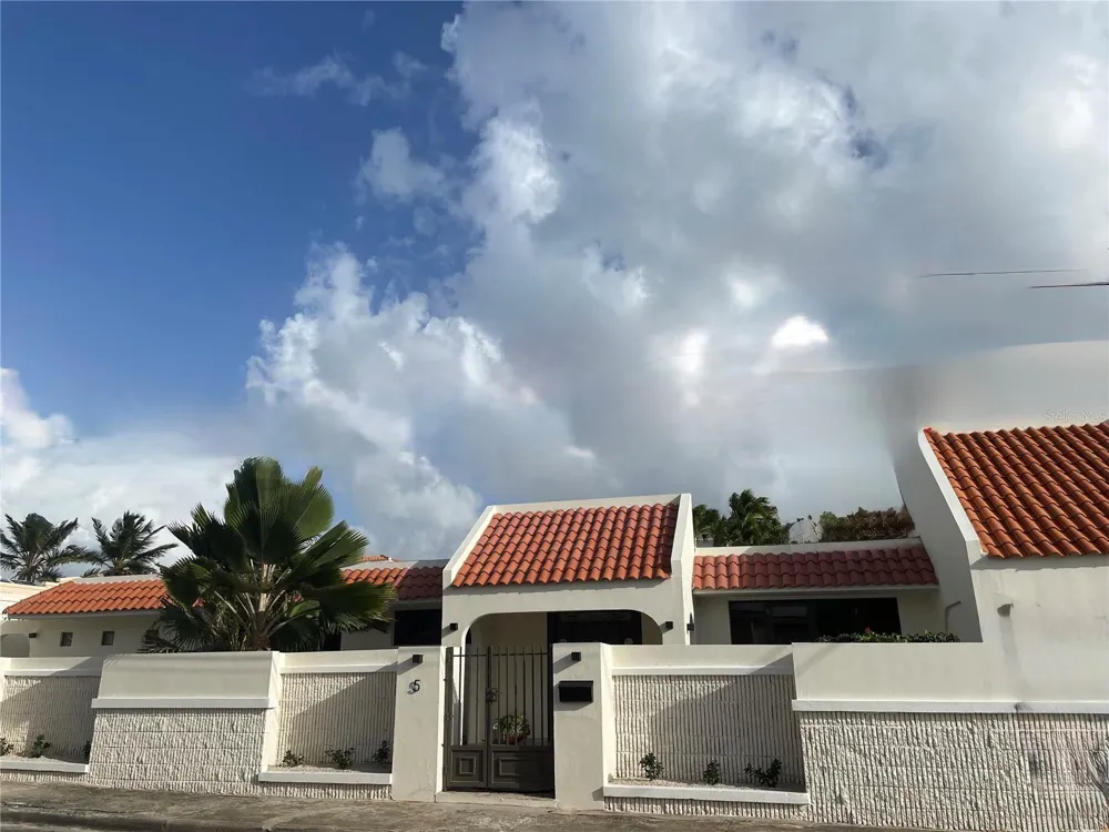 5 HISTELA, PUNTA LAS MARIAS San Juan, PR 00913