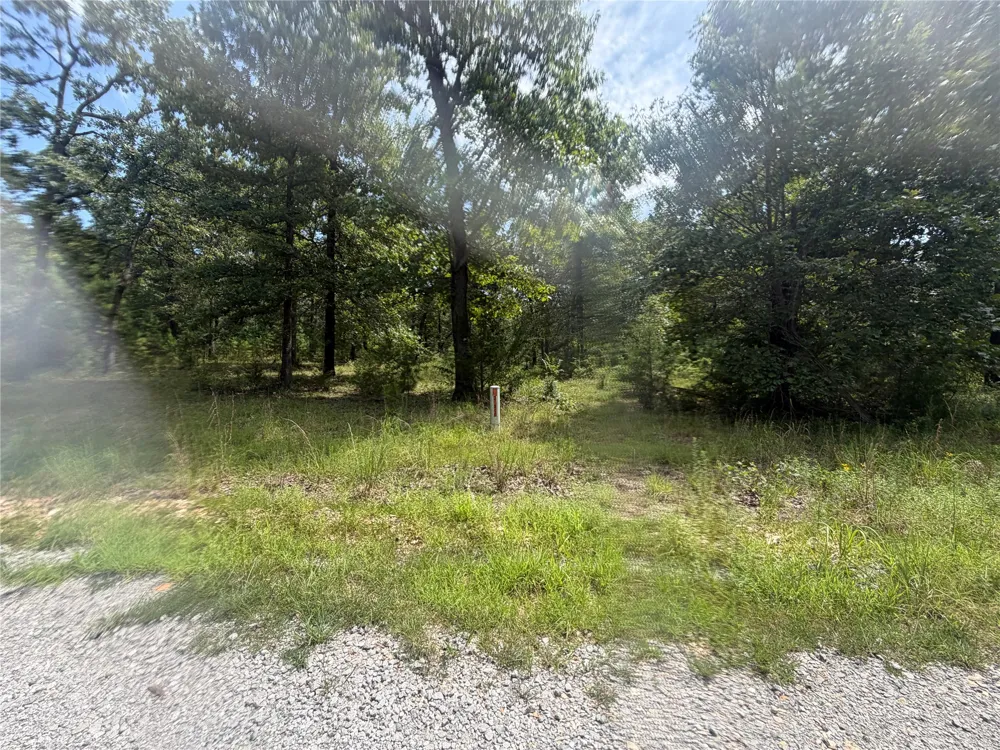 20004 E Dixie Parkway Tahlequah, OK 74464